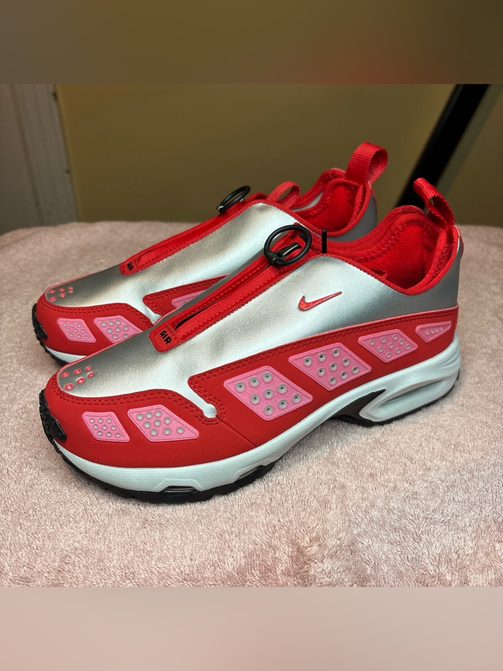 Nike Air Sunder SNDR Max Fusion Red Silver IH3988-001 Women’s Size 6.5